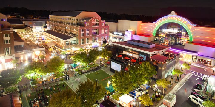 Atlantic Station à noite