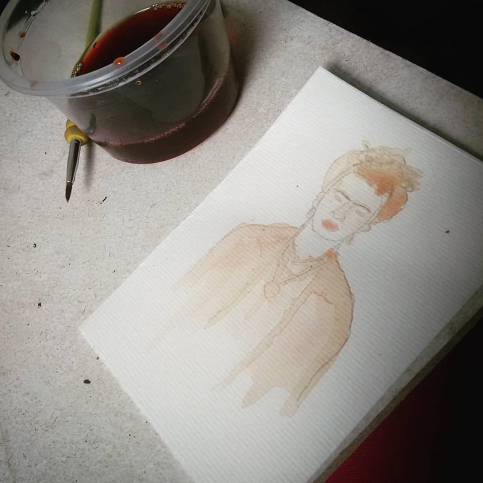 Feminista utiliza sangue de menstruação para pintar aquarela