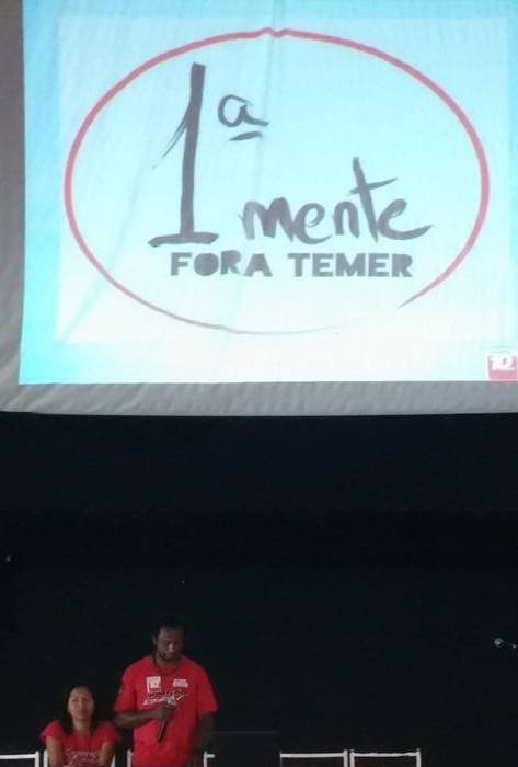 Encontro dos professores estatais é iniciado com "Primeiramente, Fora Temer"