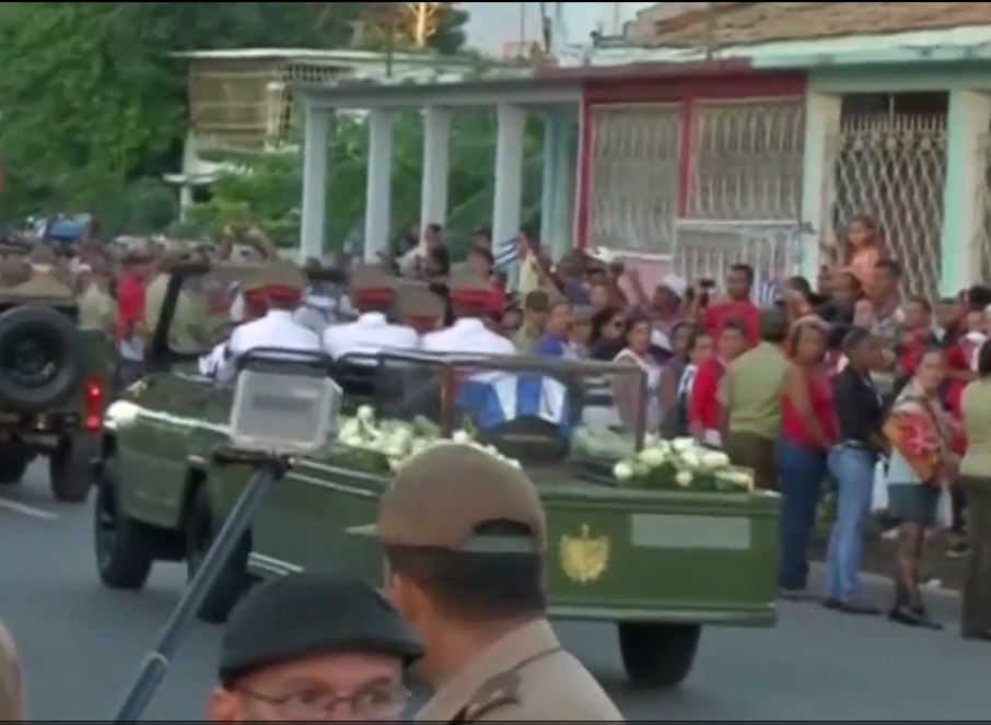 cubamos-de-costas