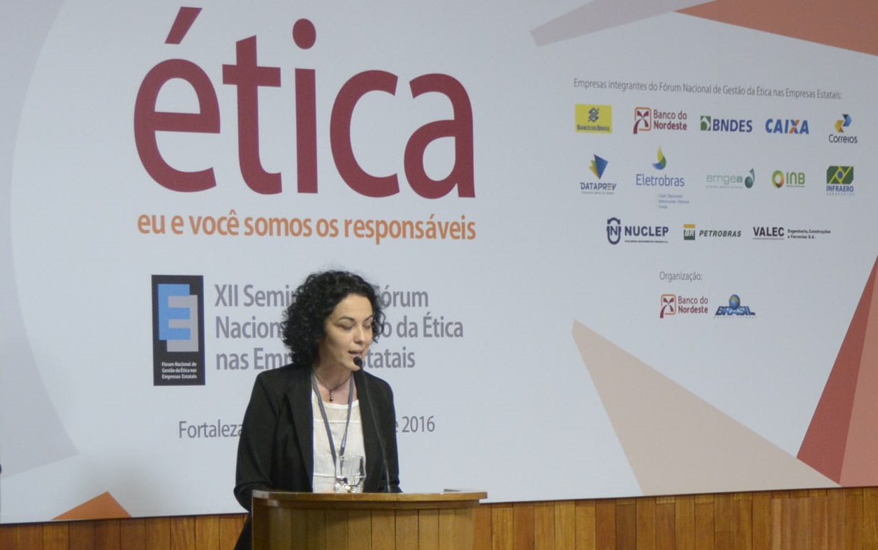 Resultado de imagem para Universidade federal ensinará “pedagogia socialista” ao MST, custo será de R$ 1,3 bilhão aos pagadores de impostos.