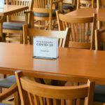 Estudo mostra que limitar horários de bares e restaurantes tem zero efeito contra Covid-19